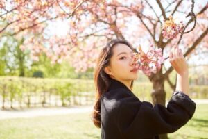 1 Hour Private Photoshoot in Osaka - Choose your spot: Osaka Castle vibes or Dotonbori energy