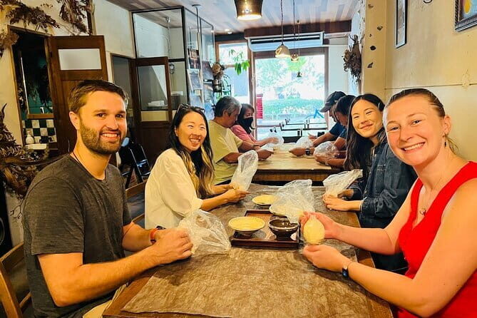 90 min Shared Handmade Udon Experience - Inside the 90 Minutes at Udonzin Beat (Udon-Making Flow)