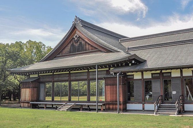 A Tour to Explore the Symbol of Osaka: Osaka Castle - Ōte-mon Gate: the main gate that sets the tone