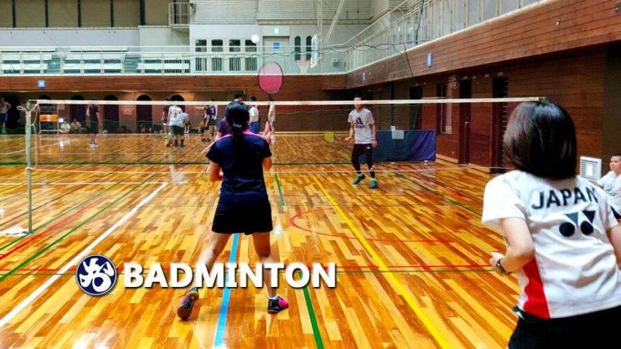 Badminton in Osaka & Kyoto with Locals! - Meeting locals and playing “real doubles,” not a demo match