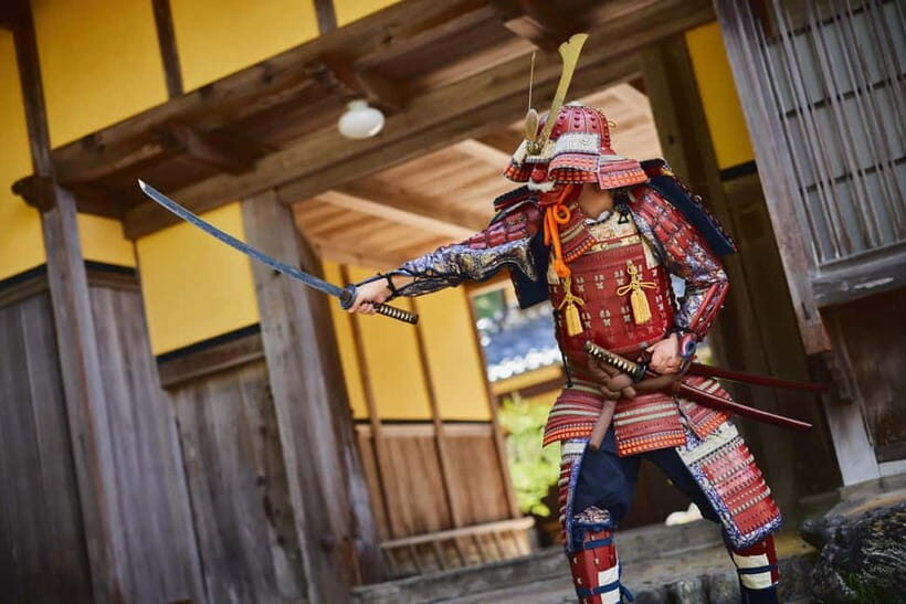 Experience Samurai and traditional Culture to the fullest - Calligraphy practice that teaches grip, strokes, and control