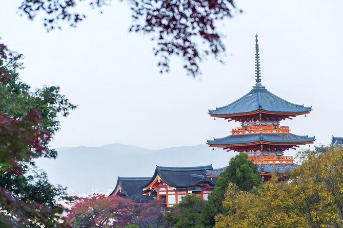 From Osaka: 10-hour Private Customizable Tour to Kyoto - Sannenzaka and Ninenzaka: the easy-to-love stone lanes