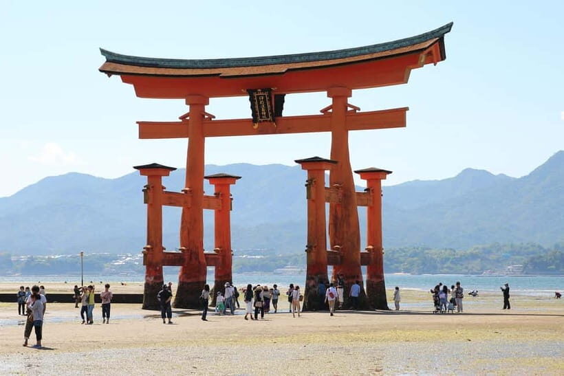 From Osaka: Hiroshima and Miyajima Day Trip by Bullet Train - Your Miyajima Free Time: Deer, Streets, Oysters, and Momiji Manju