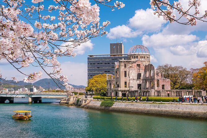 Hiroshima and Miyajima Private Day Tour from Kyoto/Osaka - Guides make or break a one-day push