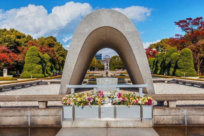 Hiroshima and Miyajima Private Tour with English Speaking Driver - Osaka to Hiroshima by private van: the value of not rushing