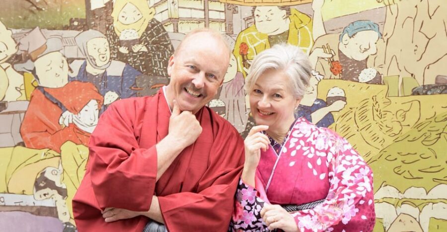 Kimono photoshoot-Includes 100 photo data - What you get: 100 photo data and how to use it