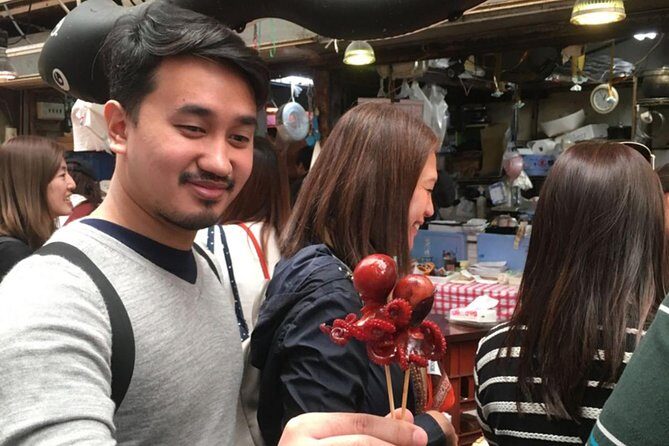 Kuromon Market Food Walking Tour in Osaka (6 stops, 6 tastes) - Doguyasuji: kitchen shops that make better souvenirs