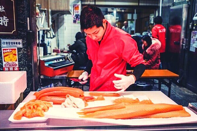 Kuromon Market Tour: All inclusive 6~8 Dishes & 3~4 samplings - Key things I’d underline before you book