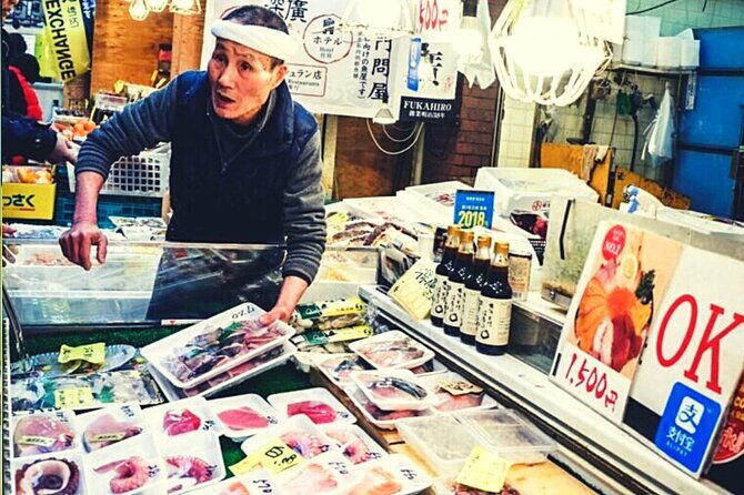 Kuromon Market Tour: All inclusive 6~8 Dishes & 3~4 samplings - Family and group feel: small-group pacing without the stress