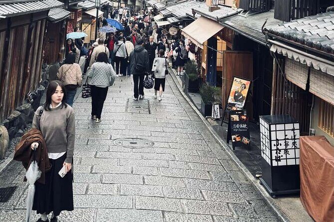Kyoto Customized Private Car Tour - Gion Corner: A Short Stop That Adds Kyoto Culture Texture