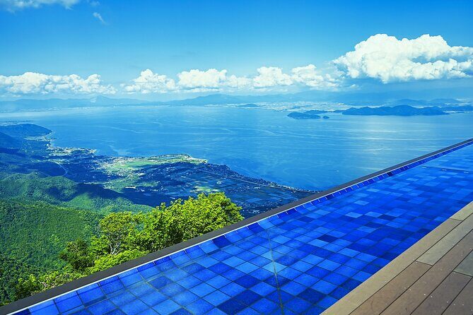 Lake Biwa Tour: Shirahige Shrine, Ukimido ,La Collina Omihachiman - Lake Biwa Observatory vs. Sanzen-in Temple: Two Different Kinds of Scenery