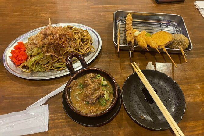 Night Soul Food Tour in Shinsekai with a local guide - Shinsekai at 6 pm: where Osaka’s night food starts