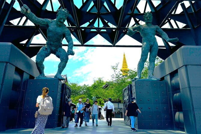 Osaka Castle Walking Tour - Photo angles that look good because you understand what you’re seeing