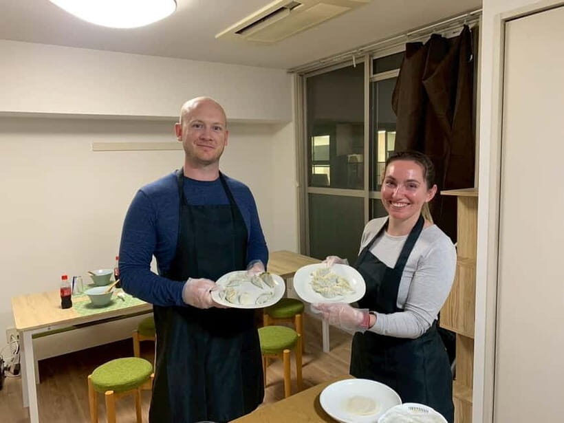 Osaka: Cooking Class Ramen & Gyoza Course in Nanba - The best part of the class: the 1-hour tasting with drinks