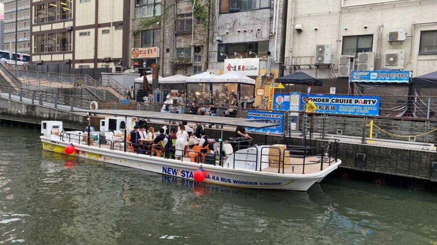 Osaka: Dotonbori District River Cruise with Drink Discount - Timing Tips: Go at Dusk for Maximum Neon