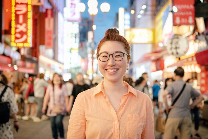 Osaka Dotonbori Night Photoshoot - Private | Pro Photographer - Posing in the dark: the direction that makes you look like yourself