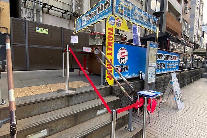 Osaka Dotonbori Wonder Cruise - The Dock Experience: Boarding, Lines, and Crew Vibes