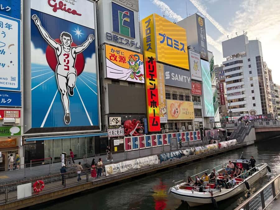 Osaka: Dotonbori's Bridges 20-Minute Cruise - What You’ll See: The Nine-Bridge Route From the Water