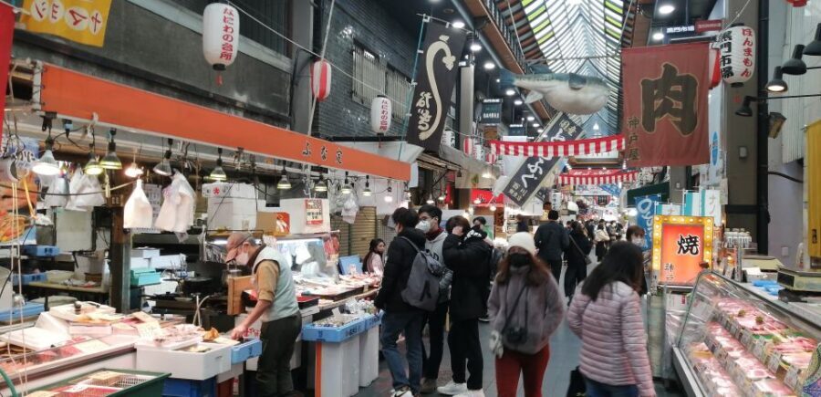 Osaka: Five Must-See Highlights Walking Tour & Ramen Lunch - Ending at Hozenji Temple: A Quiet Button After the Noise