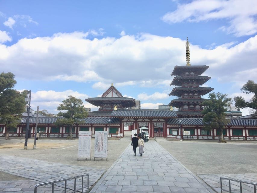 Osaka: Full-Day Private Guided Tour of the Historical City - Private guiding with Mouloud-style help: why it changes the day