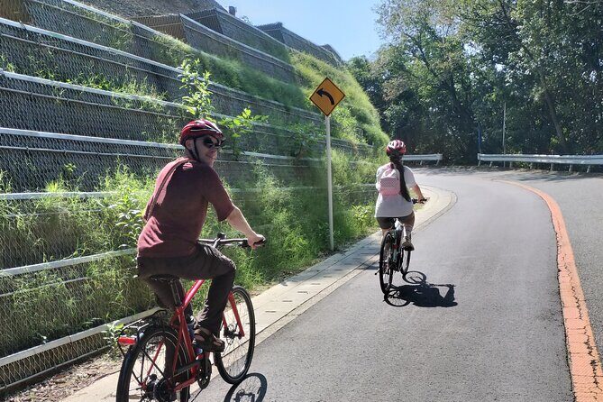 Osaka Half-day E-bike Adventure: Minoh Falls & Katsuoji Temple - Minoh Cycles meeting point and how to get there