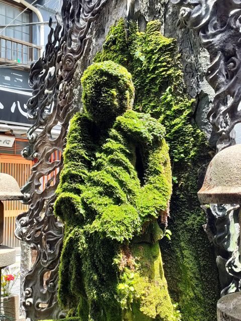 Osaka: Half-day Ultimate Highlights Guided Walking Tour - Shinsekai and Tsutenkaku: retro energy you can still feel