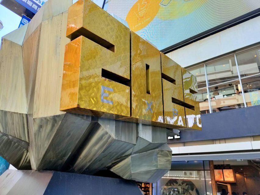 Osaka: Half-day Ultimate Highlights Guided Walking Tour - Kuromon Ichiba Market: the Osaka Kitchen in real scale
