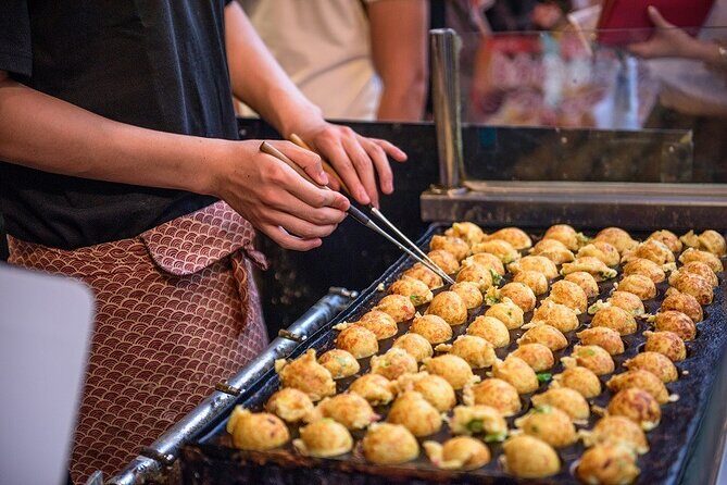 Osaka Highlights Walking Tour: Castle, Dotonbori & Hidden Gems - Dotonbori: Neon Rivers, Big Signs, and Real Street Energy