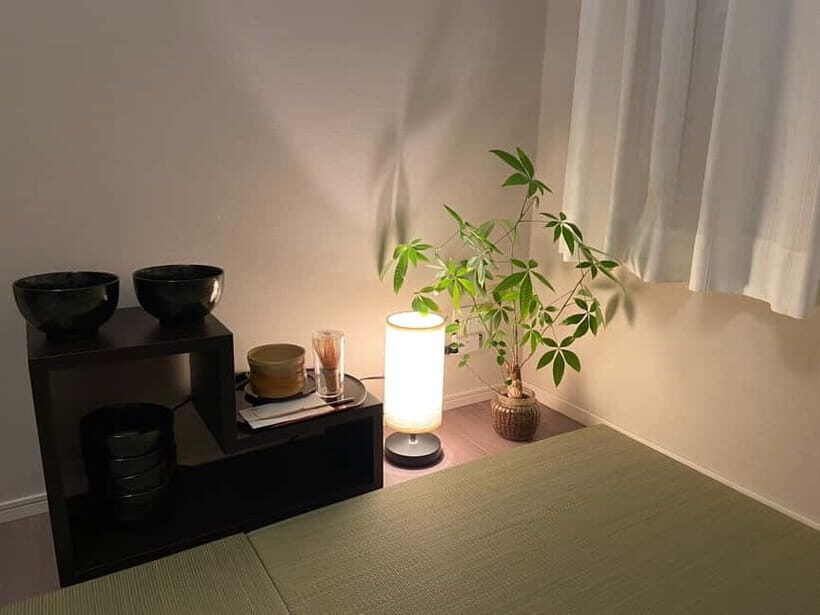 Osaka; Japanese Tea ceremony experience, Macha and Sencha - The etiquette lesson: small motions, big meaning