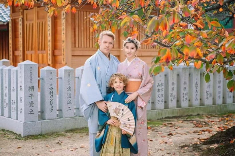 Osaka: Kimono or Yukata Rental &Photos Service Options - Choosing from 400–500 kimono and yukata styles (including anime prints)