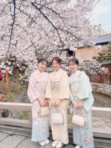 Osaka: Kimono Rental Traditional Experience at WARGO - What’s Actually Included (Kimono, Obi, Satchel, Shoes, and More)