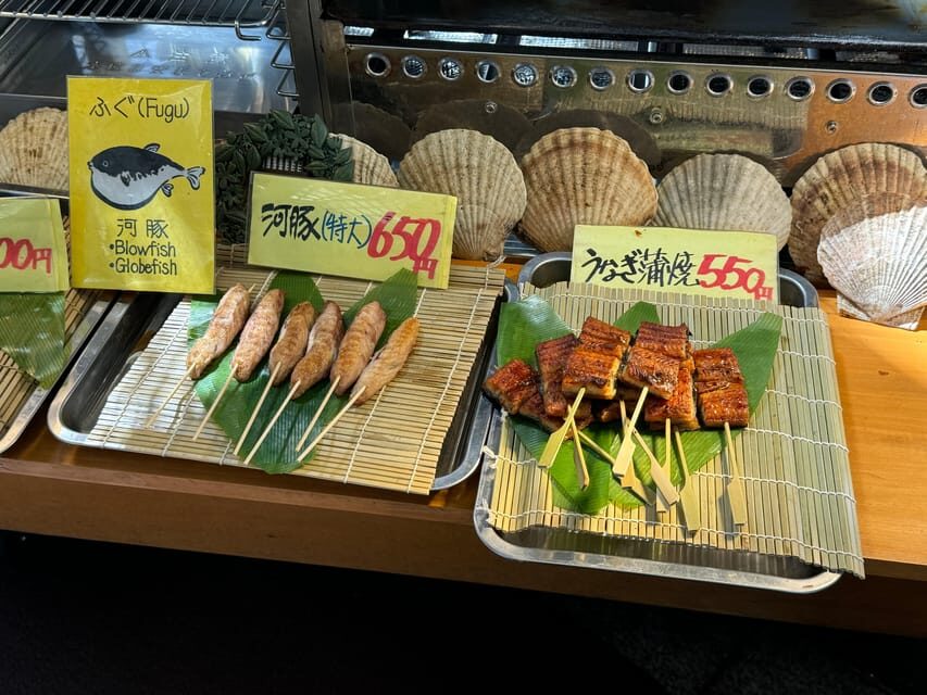 Osaka: Kuromon Market 1.5-Hour Seafood & Street Food Tour - Tips to Enjoy the Tour Without Losing Your Appetite