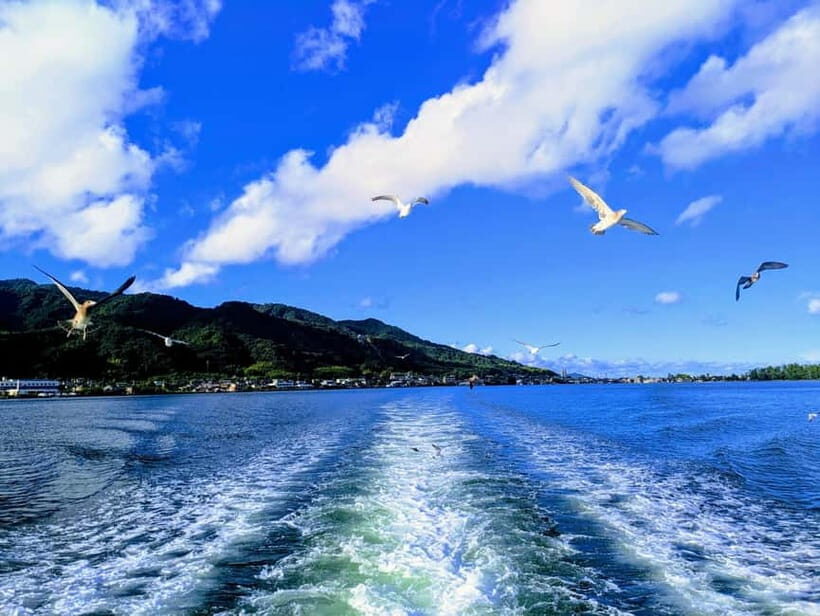 Osaka/Kyoto: Amanohashidate & Miyama Tour with Boat & Lunch - Real-world pacing: how to survive the long bus day