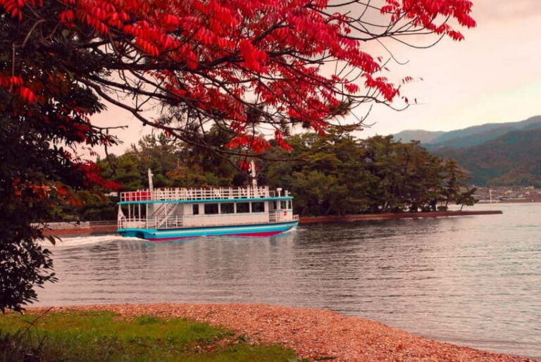 Osaka/Kyoto: Amanohashidate & Miyama Tour with Boat & Lunch - Chion-ji Temple: a calm opening near the sandbar