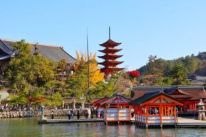 Osaka/Kyoto: Hiroshima Miyajima Bus Tour & Shinkansen Ticket - Hiroshima Station to the Peace Memorial Park: A Slow Start With Important Context