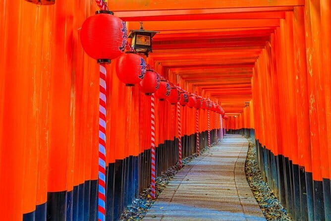Osaka & Kyoto & Nara Top Hightlights English Speaking Tour - Fushimi Inari-taisha and the Senbon Torii Gates: Fast, Iconic, and Crowded