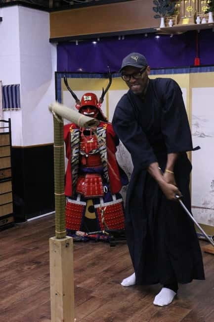 Osaka: Learn Bushido - Trial Slashing with Samurai Sword - Finding Samurai Honor Near Osaka Castle (and Not Getting Lost)
