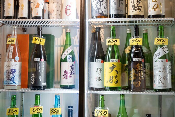 Osaka Local Bar Crawl in Dotombori & Uranamba Area - Ura Namba izakaya stop: yakitori, karaage, and sake talk