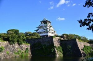 Osaka: Main Sights and Hidden Spots Guided Walking Tour - Osaka Castle Park: The Big Exterior and the Almost-Heist Story