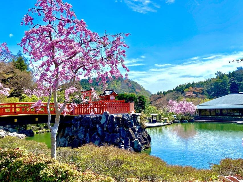 Osaka: Minoh, Katsuoji Temple, & Minoh Falls Full-day Tour - Katsuoji Temple: Daruma dolls, gardens, pond, and the feeling of quiet