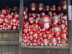 Osaka: Minoh Waterfall & Katsuo-ji Temple Half-Day Tour - Getting Up to Katsuo-ji: Buses, Transfers, and the Taxi Note