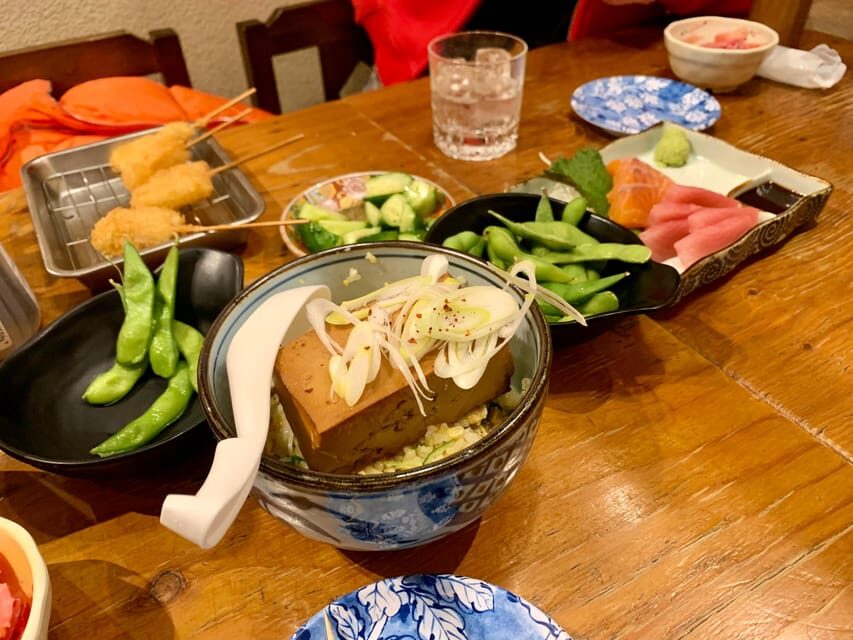 Osaka: Namba Pub Bar Crawl with a Local Guide - Cash-only rules, drinking age, and how to stay out of trouble