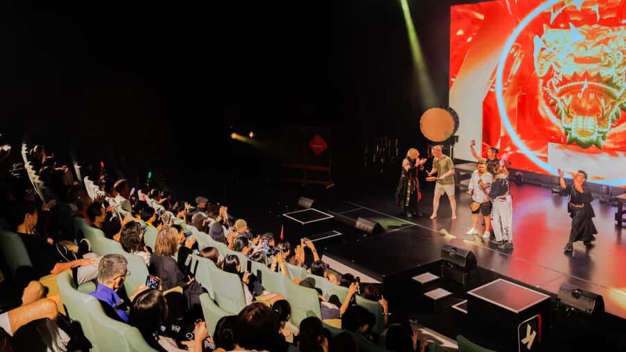 OSAKA NIGHT FUSION Japanese Taiko Kabuki Samurai Dance Show - Tempo Harbor Theater Check-In: Finding the Right Floor Fast