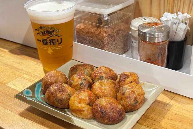 Osaka Night Walk : Discover Umeda Food and Pub - Stop 2: Osaka Station’s underground streets and the Umeda “Dungeon” feel