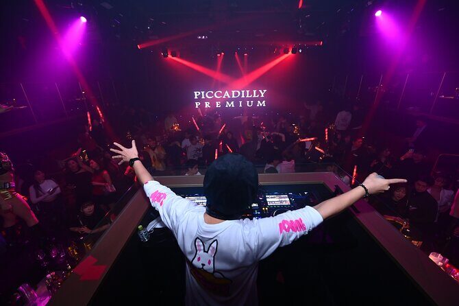 Osaka: PICCADILLY PREMIUM DINNER SHOW&NIGHTCLUB with Tasting - Practical Tips for a Smooth Night in Umeda
