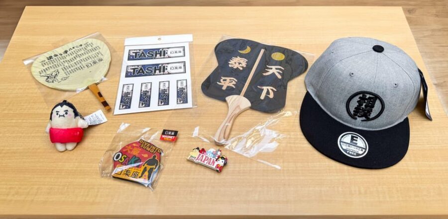 Osaka: Sumo Stage Show with Bento or Snack + Fight & Photo - “Fight & Photo” expectations: how close is this to real sumo?