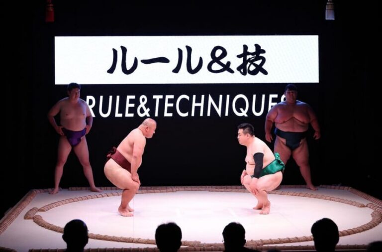 Osaka: Sumo Stage Show with Bento or Snack + Fight & Photo - Timing: the 30-minute early arrival + the rakugo warm-up you shouldn’t skip