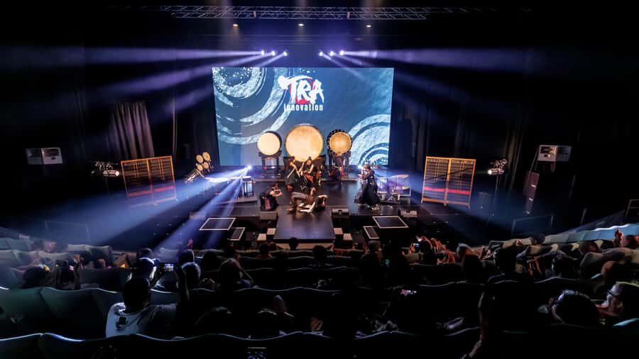 Osaka: UTAGE Japanese Taiko Live Show - UTAGE in Osaka Cultural Center: close-up Japanese sound meets modern tech