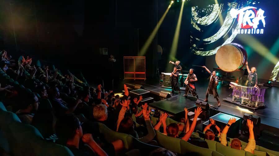 Osaka: UTAGE Japanese Taiko Live Show - Small theatre energy: close seats, big feelings