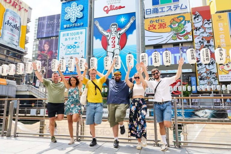 Osaka: Walking Tour to Local Gems, Food & Culture - Finding your guide at Apple 心斎橋 (and starting smoothly)
